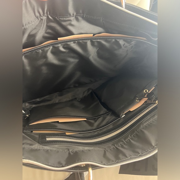 BEIS Diaper Bag in Black - Picture 4 of 6